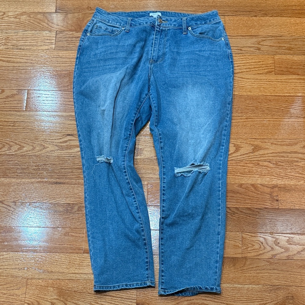 Forever 21 Distressed Blue Boyfriend Jeans